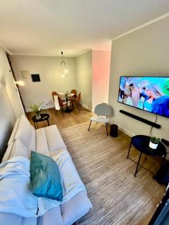 For 5, 2 bedrooms, close to París-Londres and Santa Lucía - 0