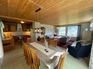 Spacious House with Fjordview - 5
