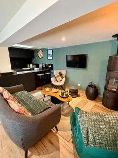 Chalet Le René-Sens - 5 pers - Grande terrasse - bain nordique SPA - Piscine - 2