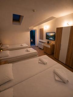 Alpine Relax free spa & pool - 3