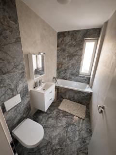 New Luxury Modern Spacious Apartment in Giroc - 8