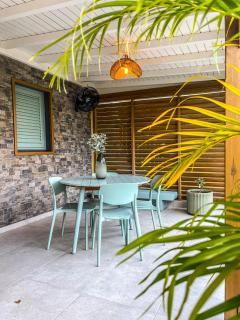 Bungalow de charme, terrasse XXL, Lit King Size - 3