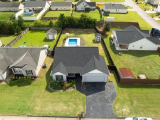 Cozy and luxurious Home with Pool 3BR 2BT - 5