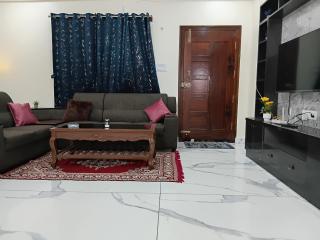 #86 Singh Mansion - 6