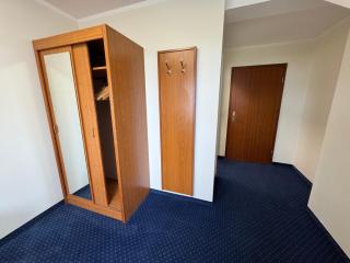 Barbarossa Hotel Kelbra - 1