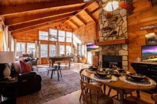 Cozy Cabin Retreat Near Helen Hot Tub Fireplace - 7
