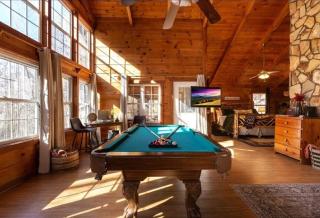 Cozy Cabin Retreat Near Helen Hot Tub Fireplace - 1