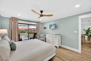 Edgewater Villa! Resort Pool & Beach Access by Dolce Vita Getaways - 5