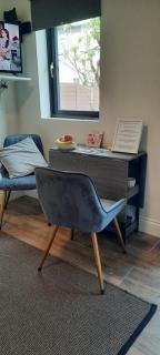 Private bedsit at Newcastle - 8