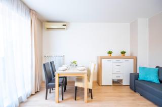 Prime Stay - Signature One Bedroom Apartment - 8