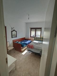 Montijo sharing apartment and personal room available overnight stay - 4