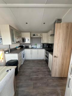Camber's Nyce Caravan - 4