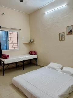Triveni Stays & Dorms - 2