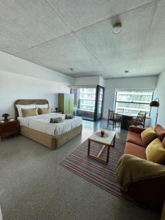 27th Floor Apartment - 7