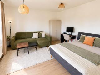 Modern studio with terrace, Quiet location - 2