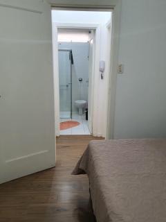 Apartamento pé na orla 90m da praia da Aparecida - 4