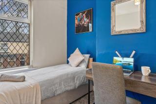 Manchester Contractor House - Fast WiFi - Sleeps 7! - 3