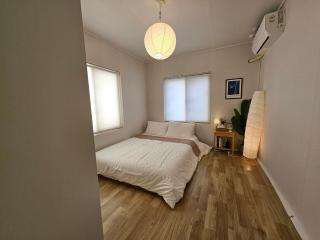 2min to Beach - Entire 2nd Floor House in Busan - 9