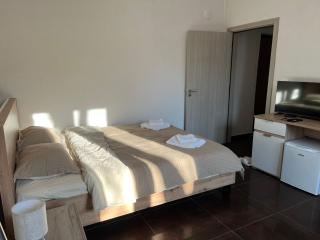 Center City Stay 2 - 8