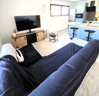 Appartement neuf T3 avec terrasse, parking et climatisation à Ajaccio - Ajaccio - 0