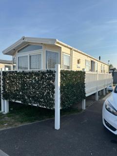 Camber's Nyce Caravan - 9