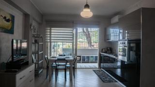 800m to the Beach, Private Parking - Sunny Apartment - 1