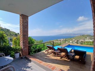 Grand Seaview Apartments - 6