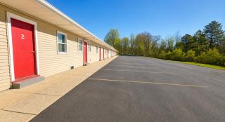 White Swan Motel - 4