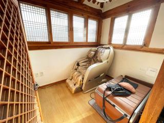 Beautiful Hanok house in city center - 2