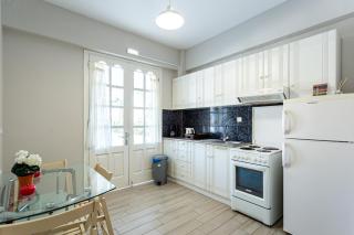 Effie's Apartment - 5
