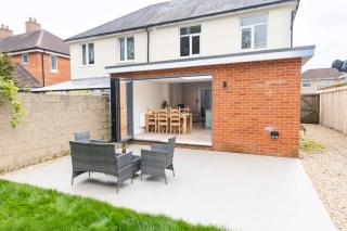 Maybush Retreat - stunning, spacious 4 bed home - 4