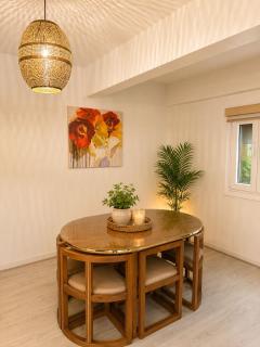 Chic Stays - Modern Arabian 2 BR - Agouza - 6