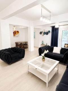 Chic Stays - Modern Arabian 2 BR - Agouza - 7