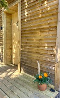 Hulen, Peaceful surroundings - 3
