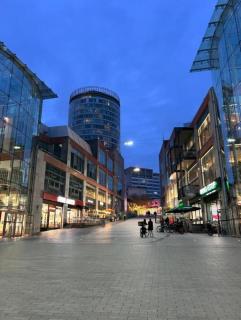 Birmingham City Centre, 1 Bed Deluxe Apartment 45 - 8