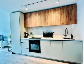 Birmingham City Centre, 1 Bed Deluxe Apartment 45 - 5