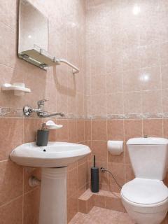 3BR Apt in Tbilisi with Balcony & Workspace - 2