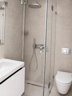 Elegant 2-Bedroom Apartment in La Marsa, Tunisia - 4