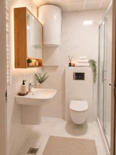 SOLU Elegant Apartment with Free Parking - 2