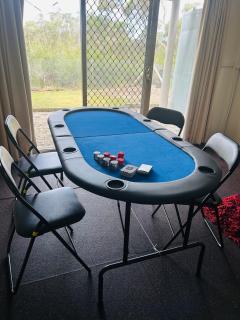 3BR Modern Lakeside Escape, Beach & Park Views - 7