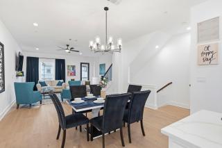 Pet-Friendly Home with Arcades, EV Charging- Sleeps 8 - 6