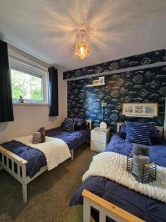 Holly Lodge, Woodland Lodges, Llanteglos Estate - 7