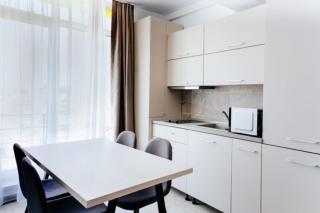 Alezzi Beach Resort Mamaia - 4