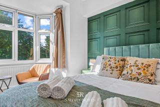 Luxury 6-BR Ensuite - Sleeps 12 - Reading Centre - Parking - 1