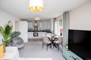 No 5 Saxon Court - 3