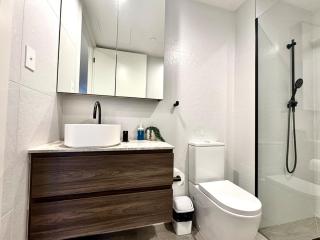 2BR 2BA Modern Manor House - Steps from Monash Uni mvc203 - 6
