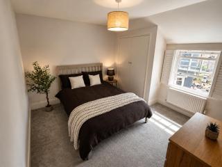 Central Riverside Townhouse-Perfect for families - 0