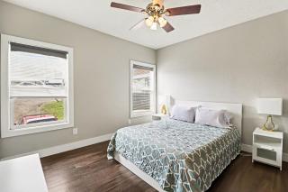 Downtown Omaha - Elevated Studio & 1-Bed Stays - 1