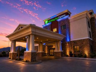 Holiday Inn Express & Suites Truth or Consequences by IHG - Newly Renovated - 1