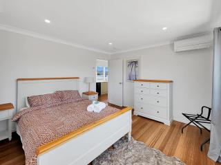 3BR Caloundra Home Walk to Beach Boat Parking - 7